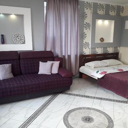 Apartment On 8 Marta 니콜라예프 외부 사진